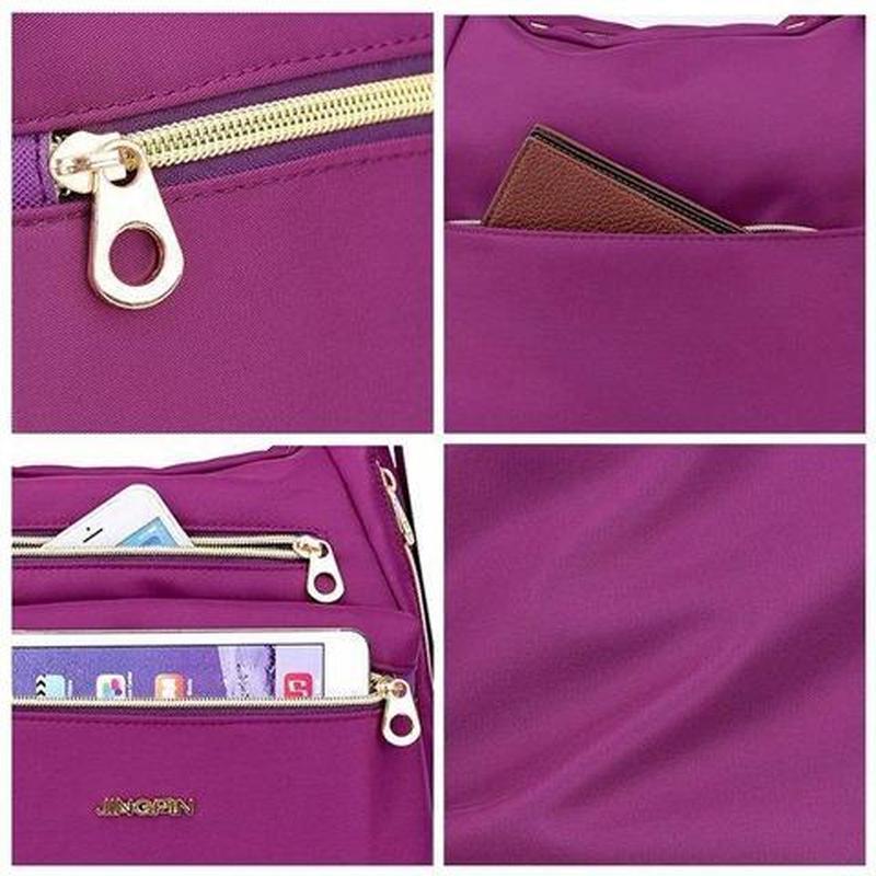 Bolso con doble cremalleras, también mochila y bandolera
