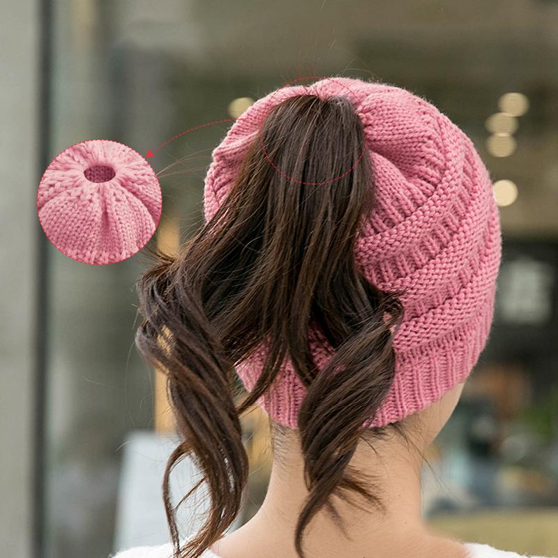 Gorro de cola de caballo de punto suave